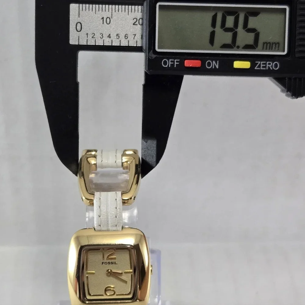 Womens Fossil Gold Tone White Leather 25mm Watch Geometric New Battery ES-1980 - Picture 5 of 9